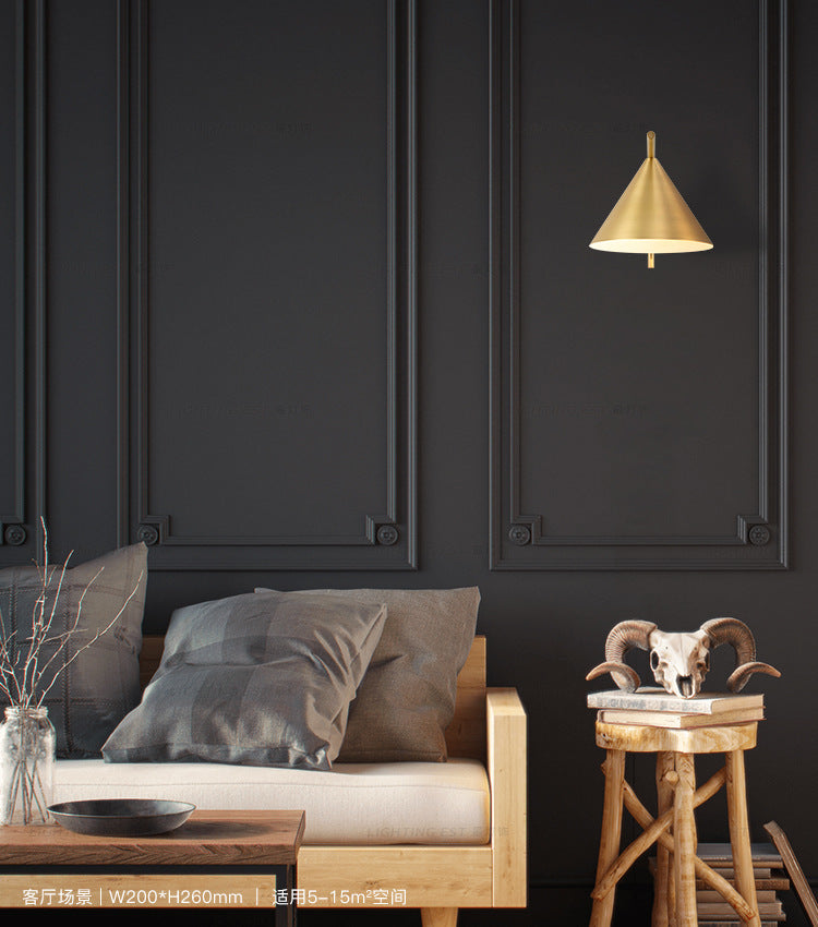 Minimalist Marvel: Clear-Cut Lines, Polished Gold Brass Circular Wall Lamp for Stylish Illumination