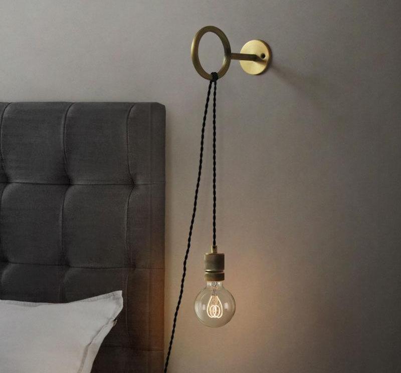 Livia -Retro Wall Mounted Bulb Ring Holder