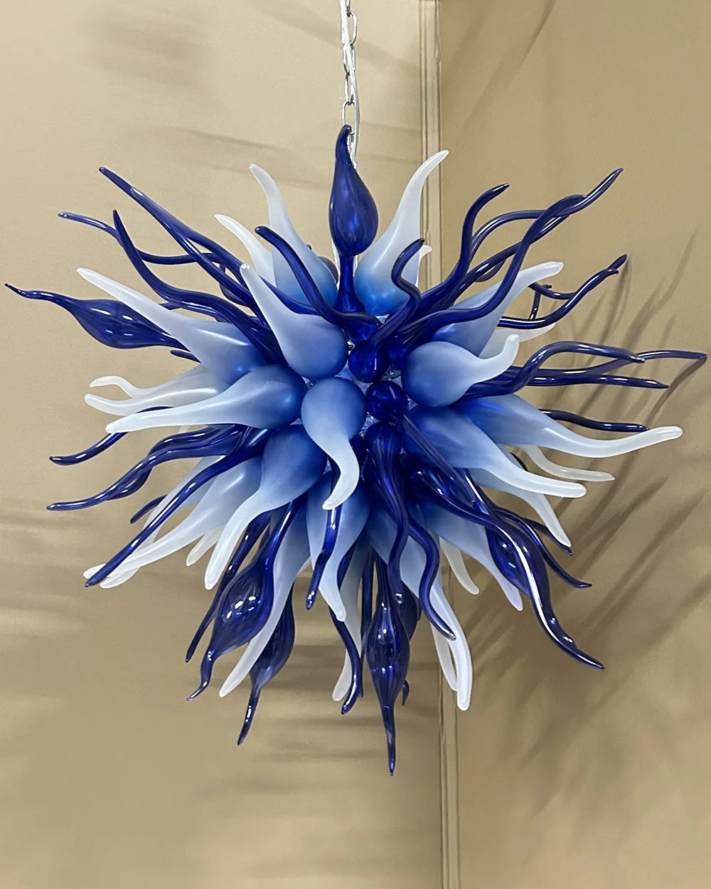 Coralis – Hand-Blown Glass Chandelier